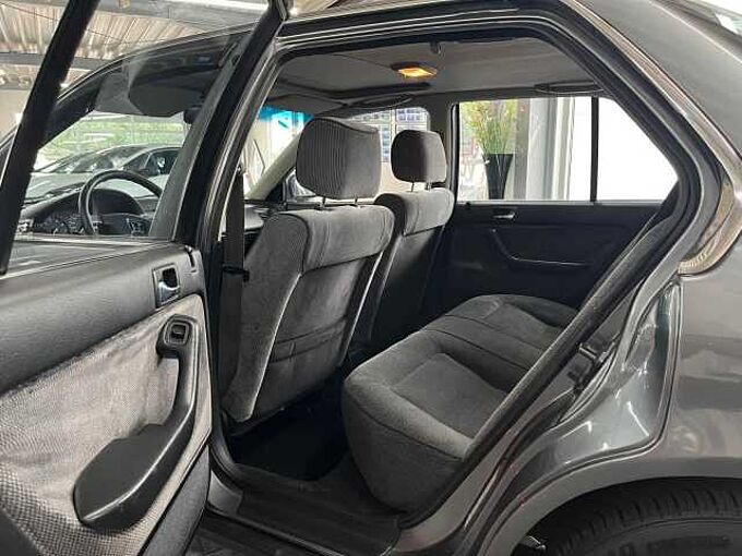 Honda Accord 2.0i *AT* AHK* H-Kenn. * Schiebedach