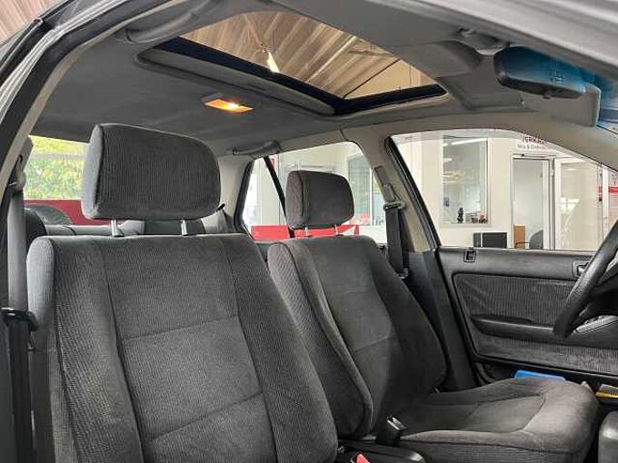 Honda Accord 2.0i *AT* AHK* H-Kenn. * Schiebedach