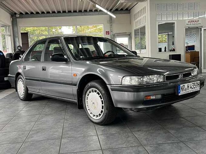 Honda Accord 2.0i *AT* AHK* H-Kenn. * Schiebedach