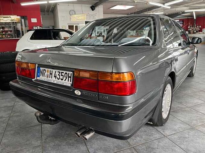 Honda Accord 2.0i *AT* AHK* H-Kenn. * Schiebedach