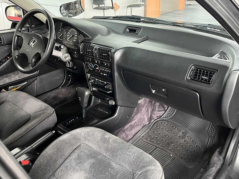 Honda Accord 2.0i *AT* AHK* H-Kenn. * Schiebedach