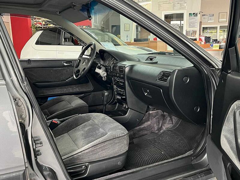 Honda Accord 2.0i *AT* AHK* H-Kenn. * Schiebedach